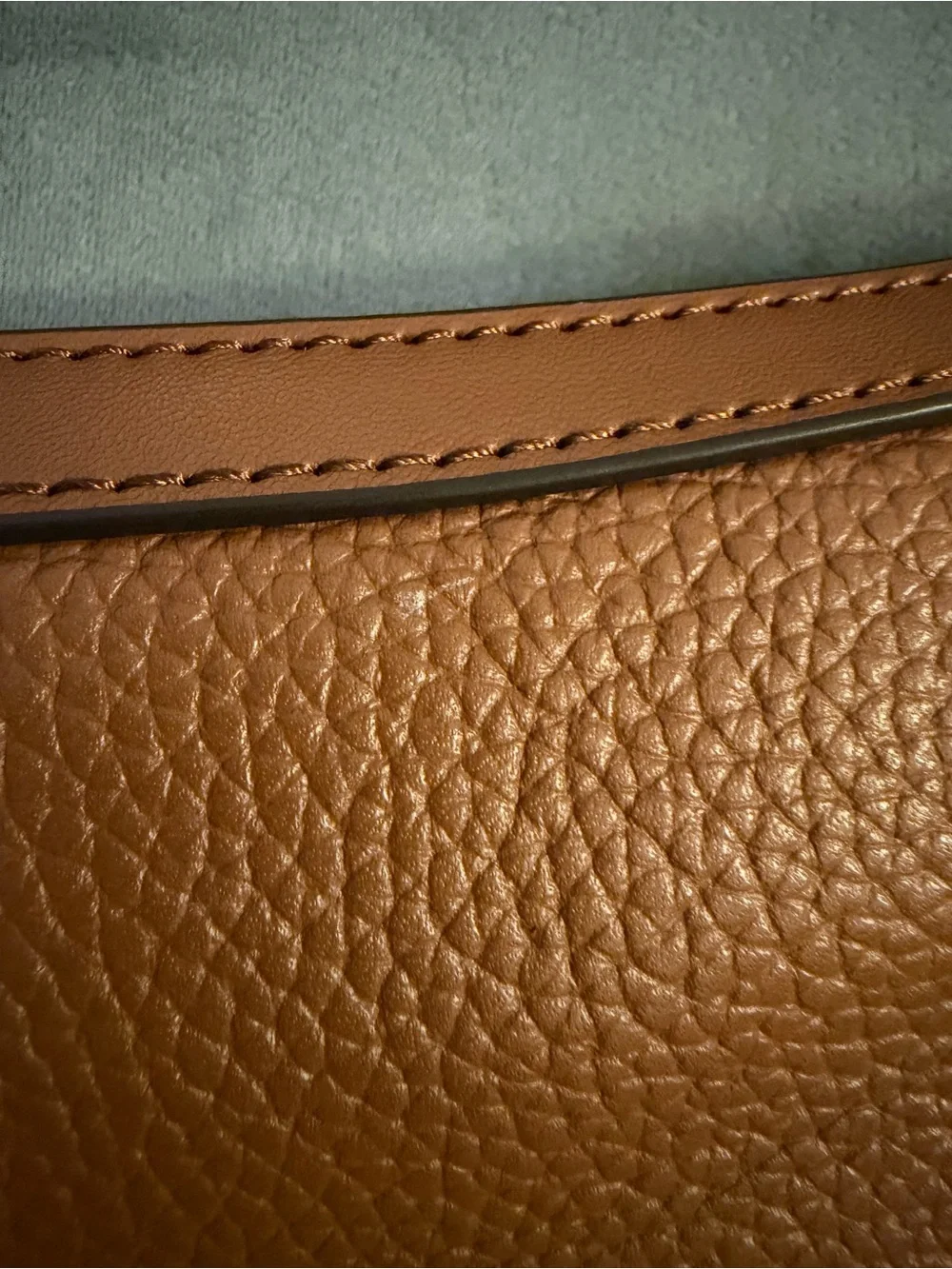 Michael Kors Hollis Bag